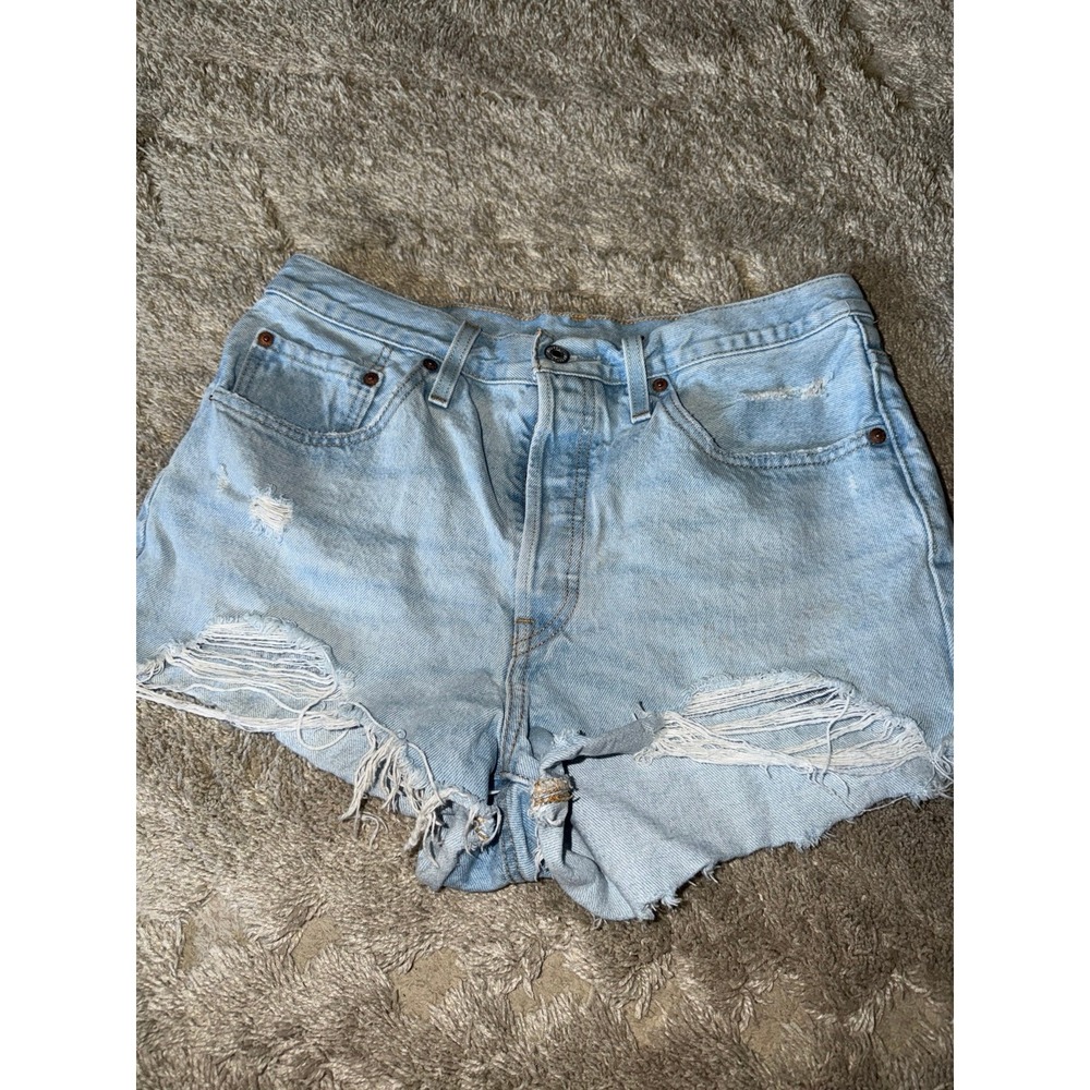 Levi's 501 Distressed Shorts Light Wash